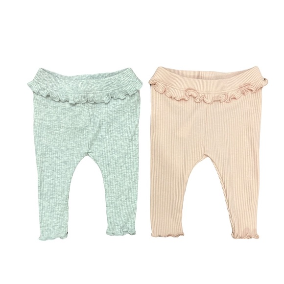 Old Navy Other - { Old Navy Ruffle Leggings }